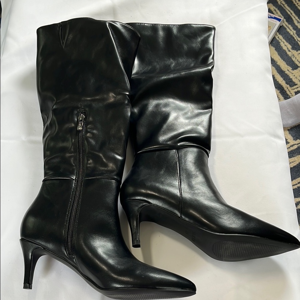 Elegant Black Heeled Boots for Women